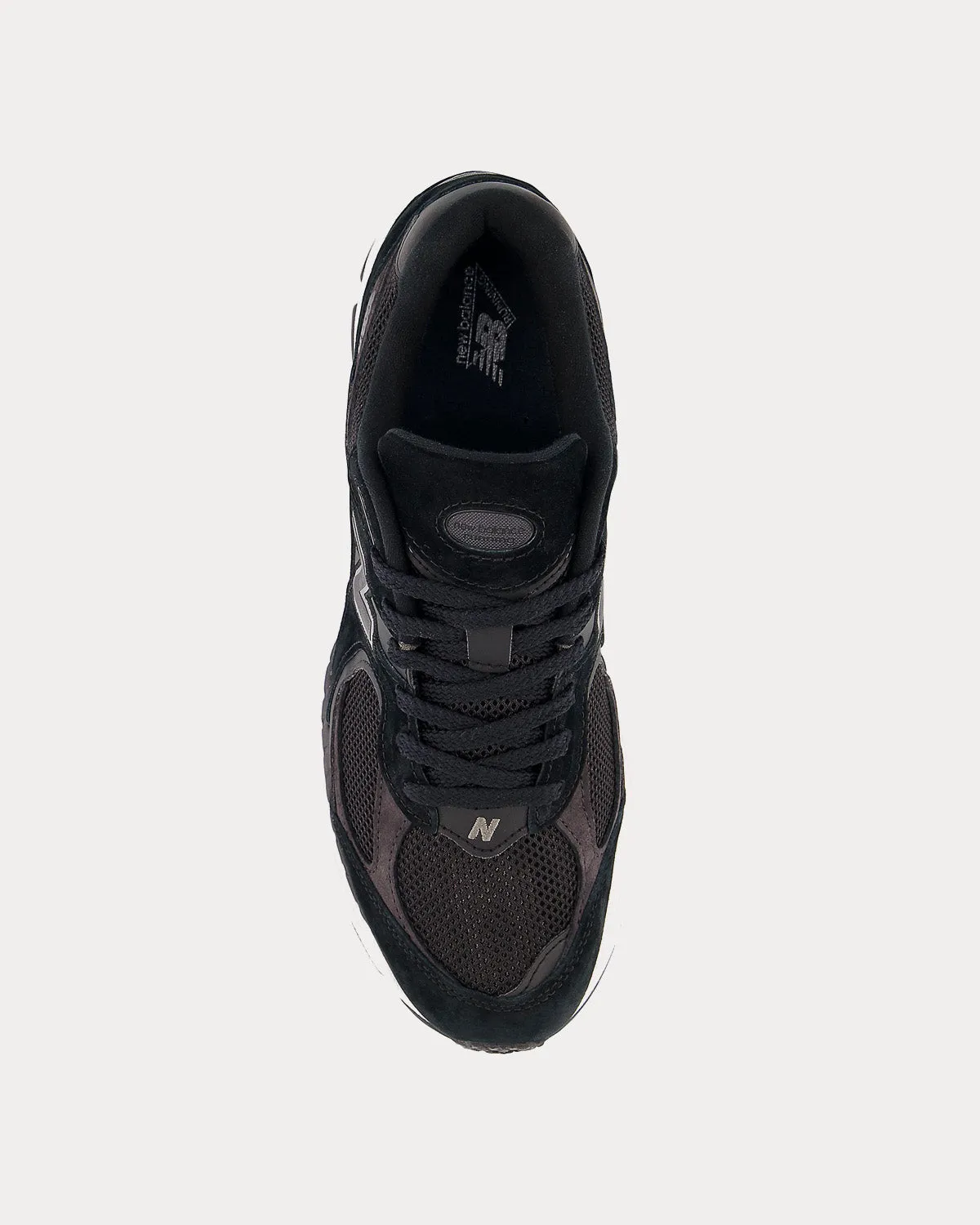2002r Black / Phantom / Gunmetal Low Top Sneakers