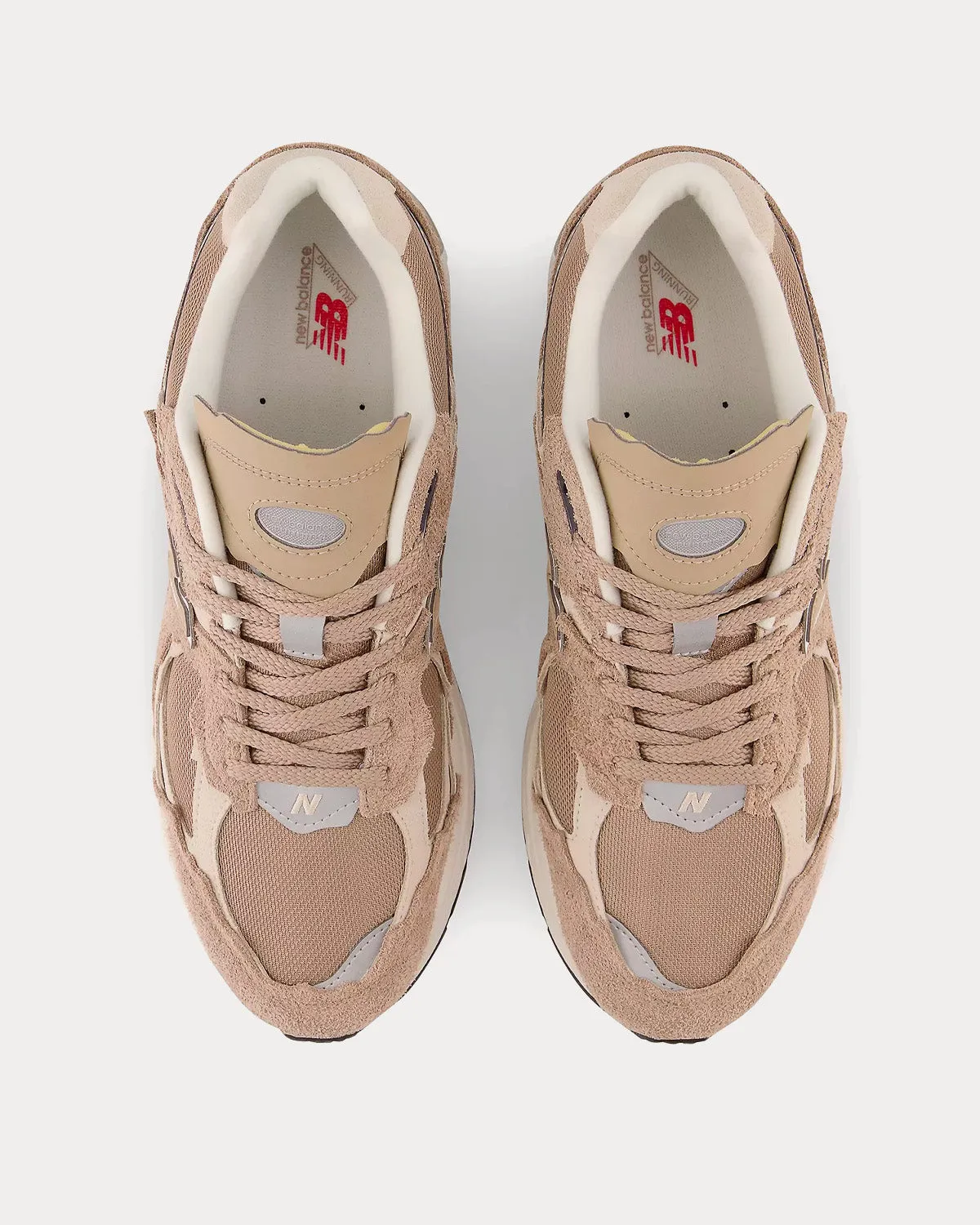 2002rd Driftwood / Timber Wolf / Sea Salt Low Top Sneakers